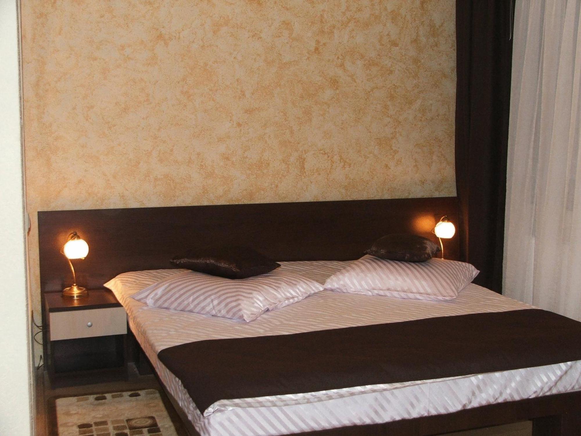Pension Cleopatra Târgu-Mureş Zewnętrze zdjęcie